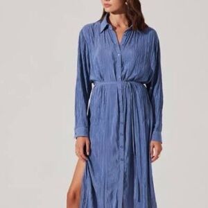 NWT ASTR the Label Belted Long Sleeve Blue Midi Shirtdress - Size Medium